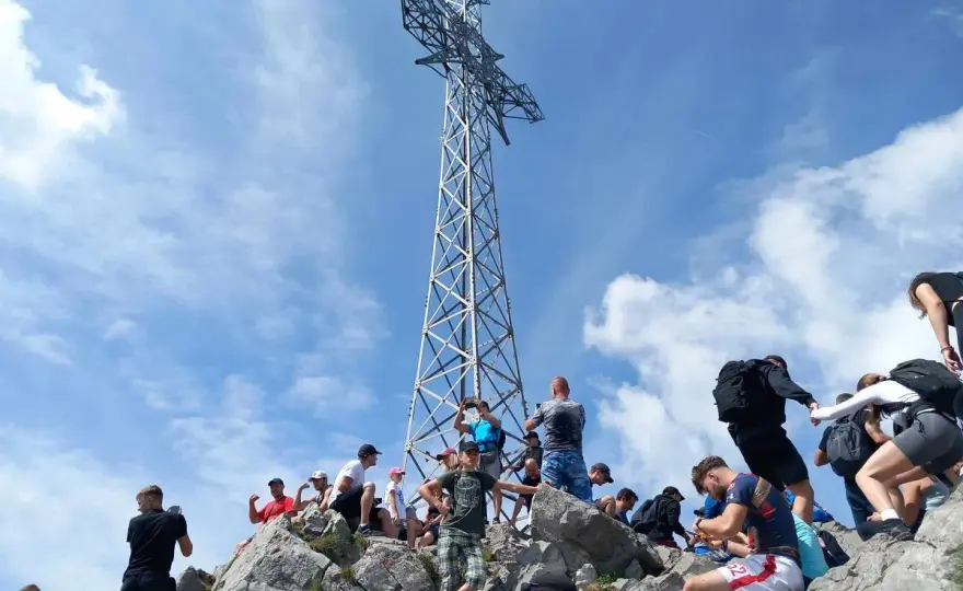 Giewont - szlaki, czas wejścia i bezpieczeństwo w Tatrach